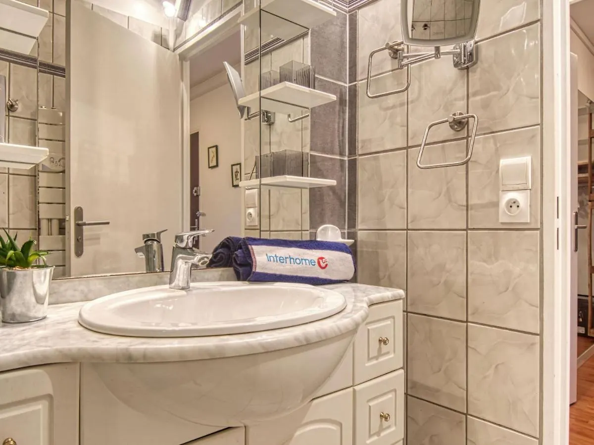 Saint-Raphaël Apartment Le Capricorne By Interhome
