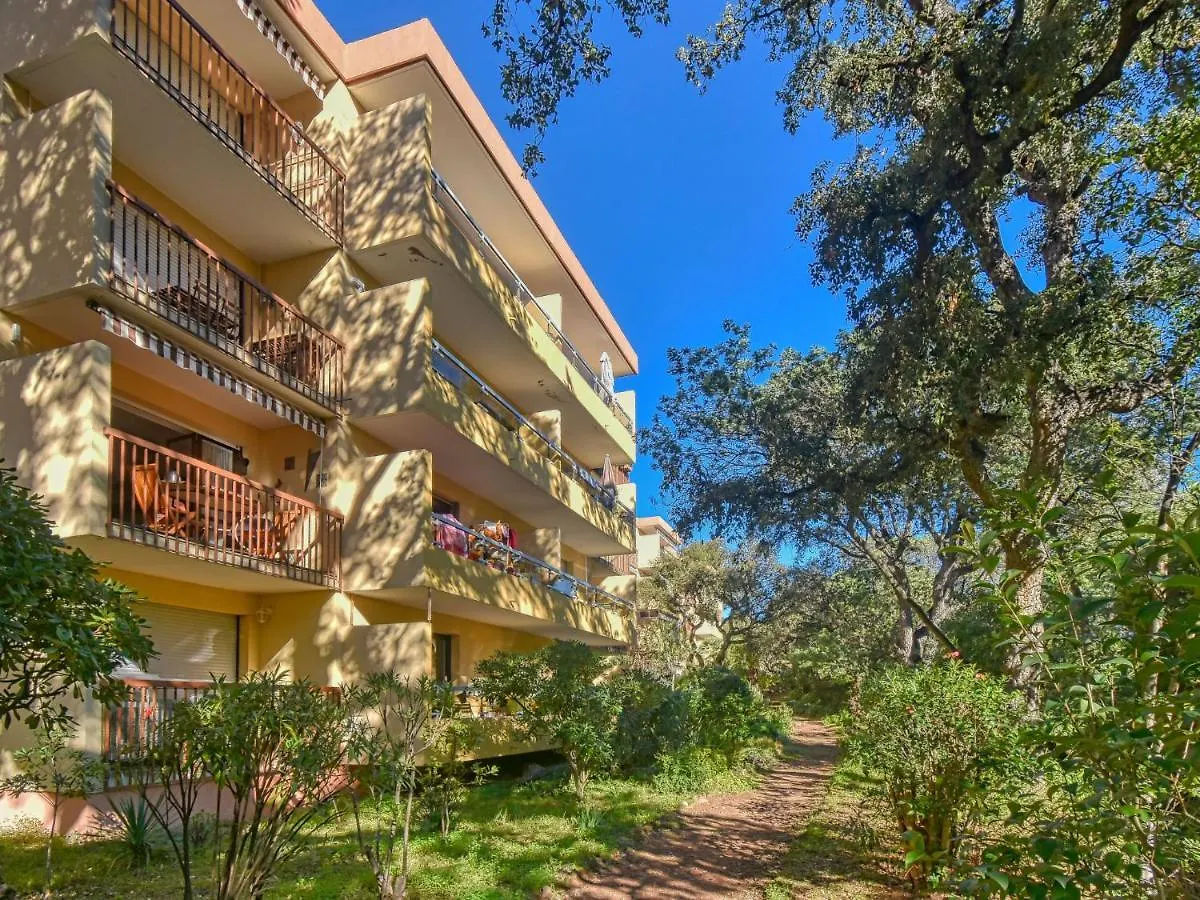Apartment Le Capricorne By Interhome Saint-Raphaël Frankrig