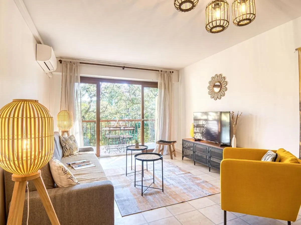 Saint-Raphaël Apartment Le Capricorne By Interhome 0*,